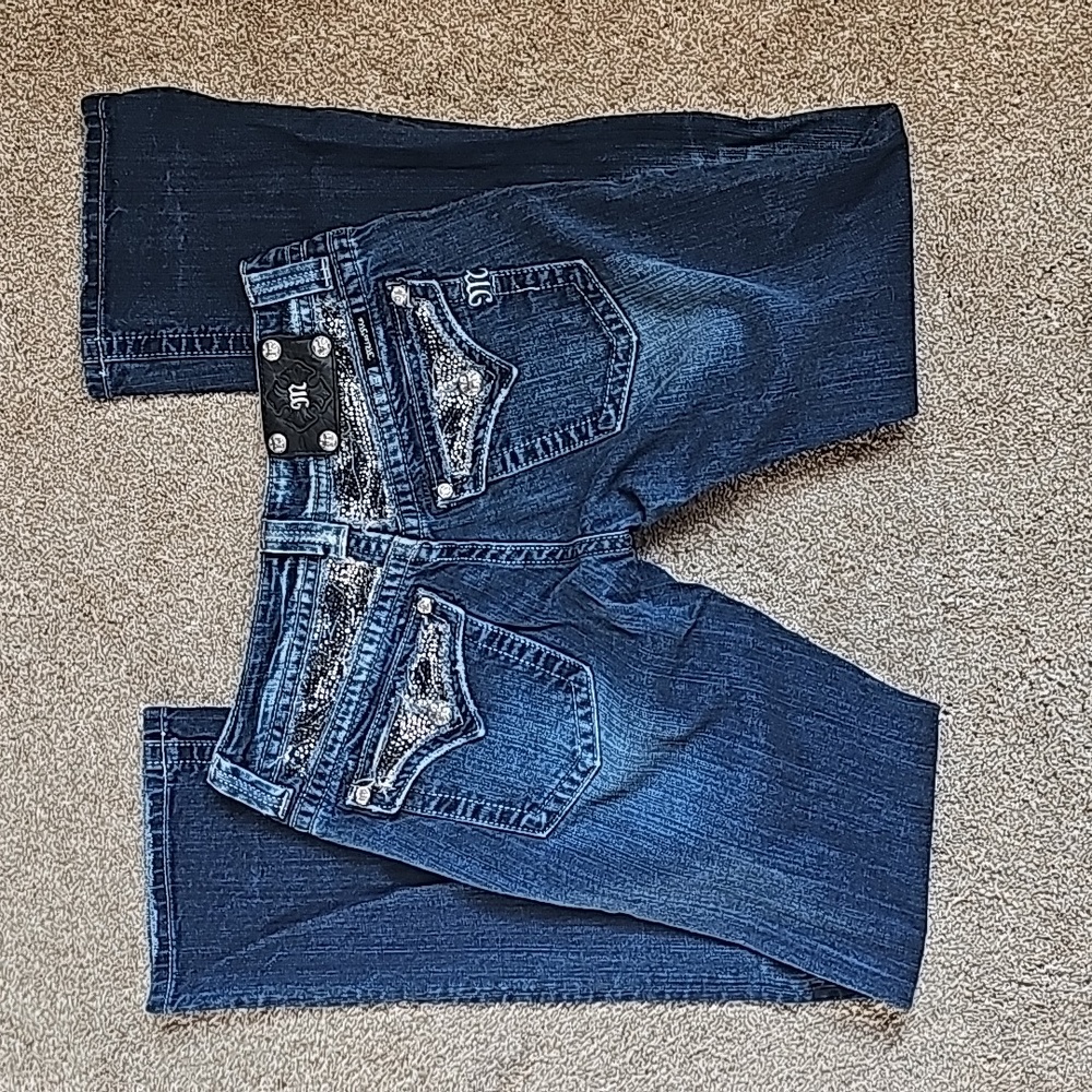 Miss Me Bootcut Jeans, size 28
